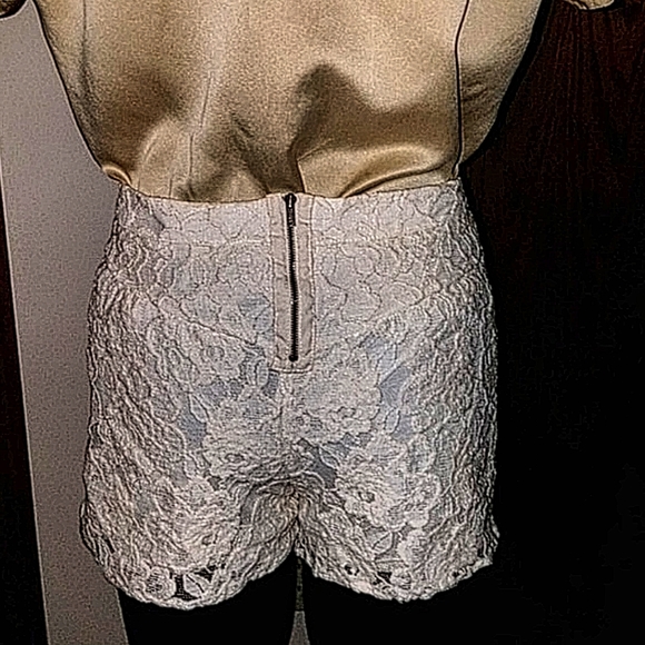 3 for $30 Ella Moss for Anthro lace tap shorts - Picture 7 of 9
